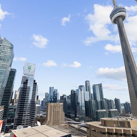 تورونتو 2Bedroom Cn Tower And Water Views - Free Parking - Rooftop Pool المظهر الخارجي الصورة