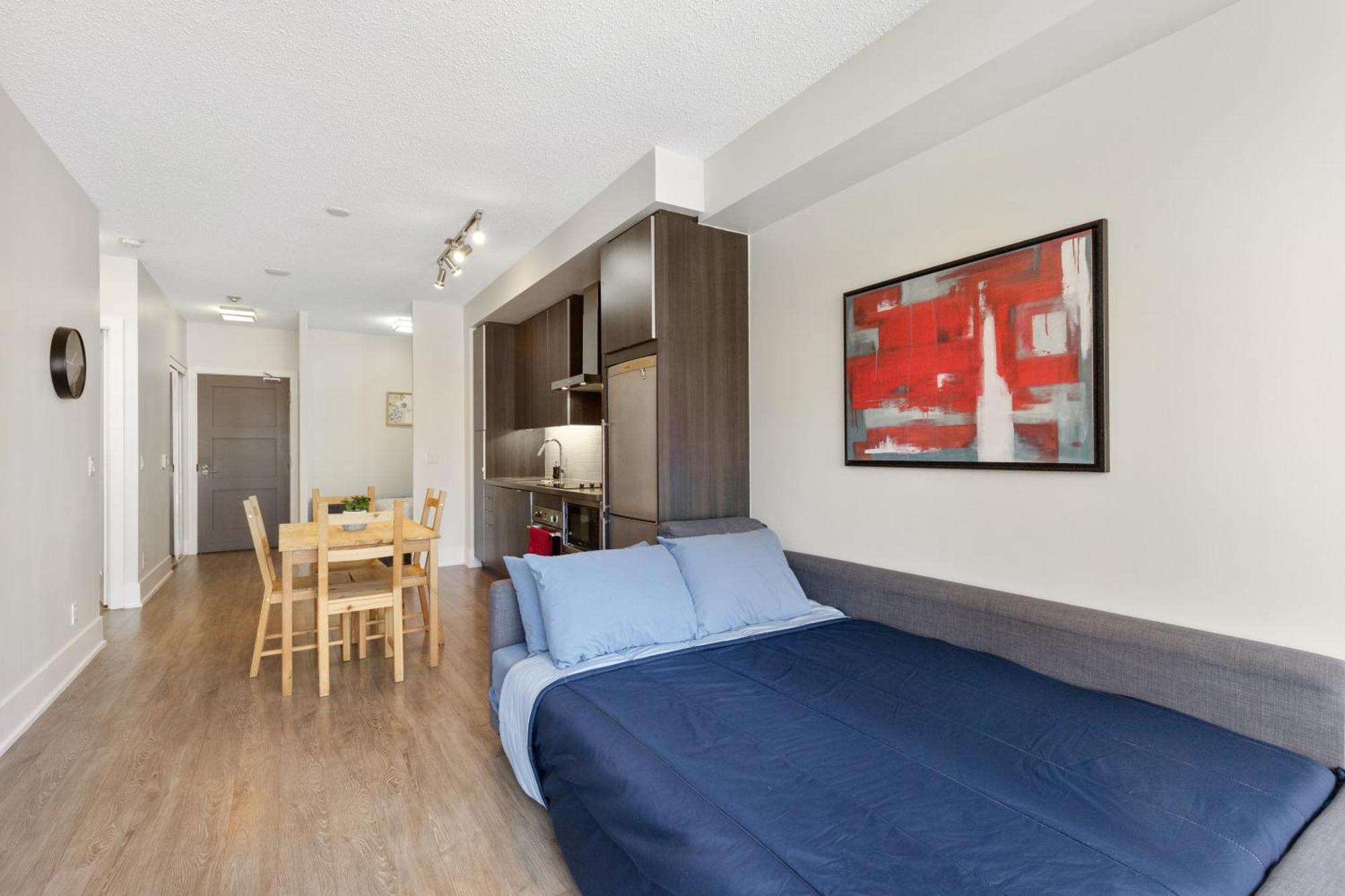 تورونتو 2Bedroom Cn Tower And Water Views - Free Parking - Rooftop Pool المظهر الخارجي الصورة